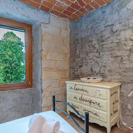 Cascina Liebe Con Idromassaggio Villa *